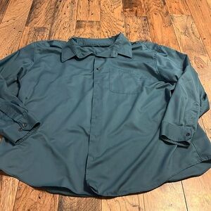 Preloved men’s shirt size 4XL